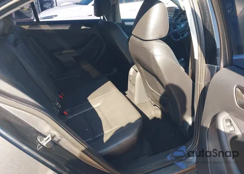 2017 Volkswagen Jetta 1.4T Se from USA, damaged, VIN 3VWDB7AJ0HM289253